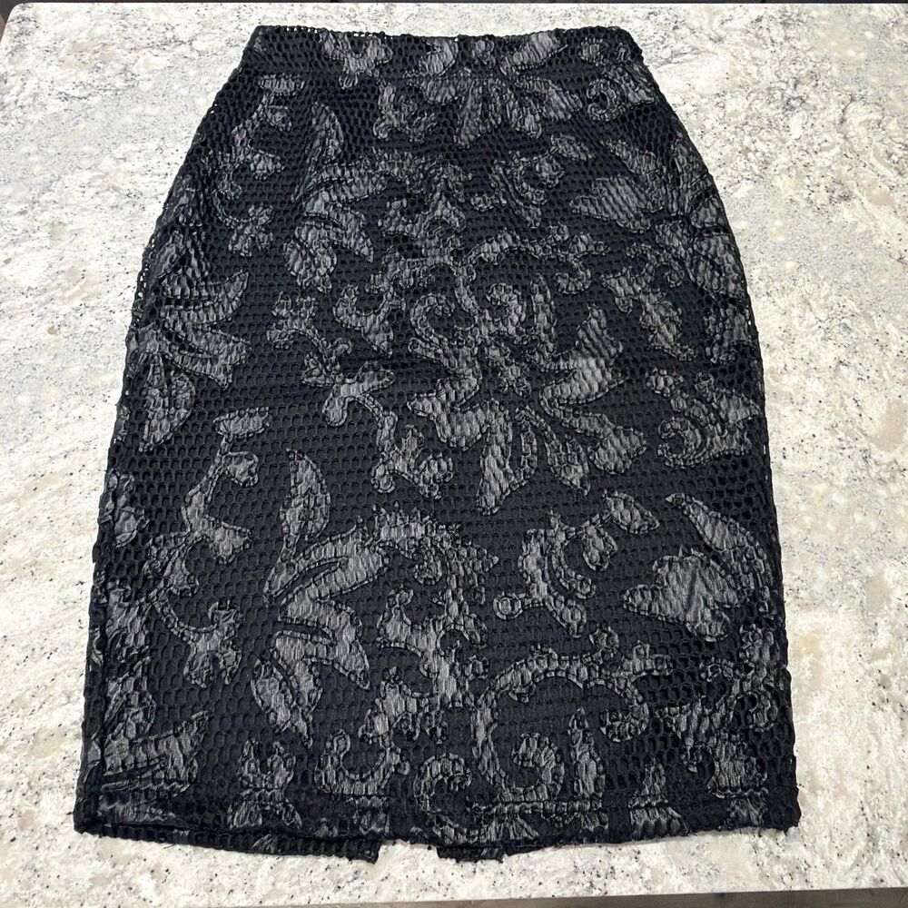 Forever 21 Black Floral Lace Pencil Skirt Knee Length Lined Zip Women S